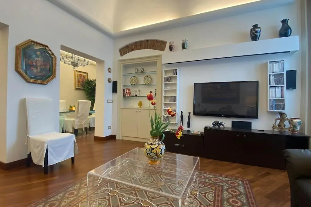 Luxury Suite Centro Catania Apartment